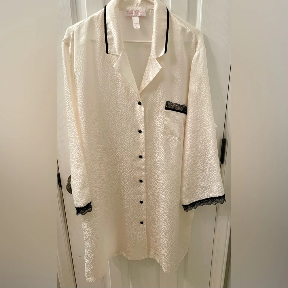 😍Oscar de la Renta Nightgown ✨️incredibly  rare✨️ size XL - Picture 2 of 7